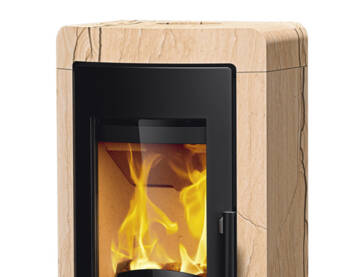 Rika Kaminofen Rikatronic, 4 NEX mit Sandstein